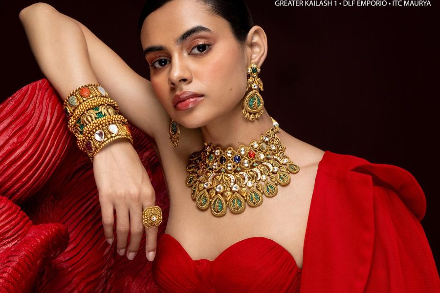 Hazoorilal Gold Bangles